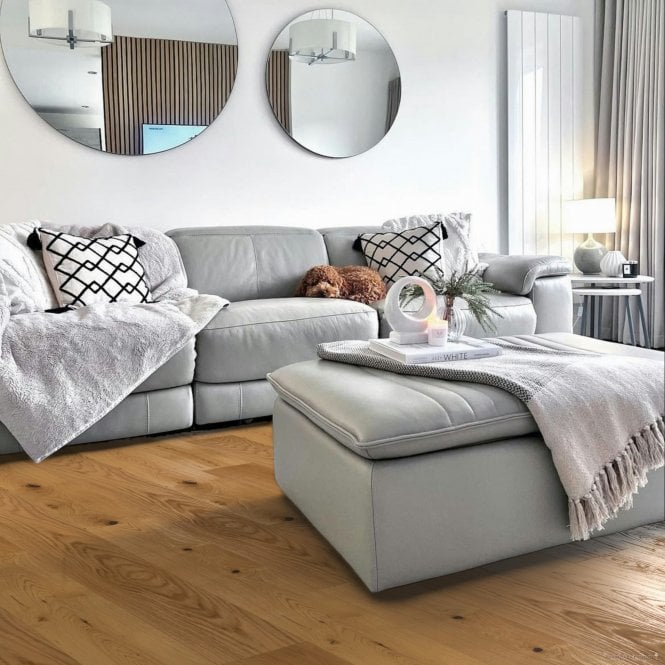 Anchorage Brushed and lacquered Engineered Wood Flooring 14/3mm x 220mm