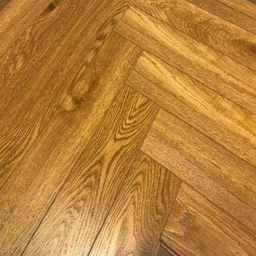 Oak Wood Natural Oak Herringbone Parquet Laminate Flooring 12mm