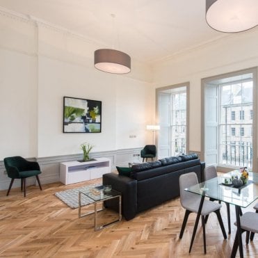 Natural Brushed Herringbone Engineered Oak Parquet Wood Flooring 10/2mm x 90mm x 450mm