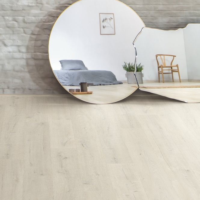 Quickstep Capture Quick-Step Capture (Signature) Soft Patina Oak Laminate SIG4748 Waterproof Laminate Flooring (9mm)