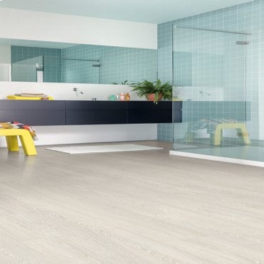 Quickstep Impressive Ultra Patina Classic Oak Light IMU3559 Waterproof Laminate Flooring